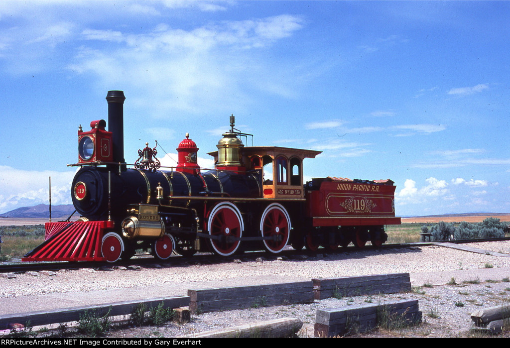 UP 4-4-0 #119 - Union Pacific